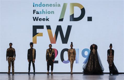 Asiantuntijaanalyysi Jakarta Fashion Weekin 2019 valikoimasta: Kansainvälinen vaikutus ja luovuuden eksponentiaalinen nousu Indoneesian muotiteollisuudessa